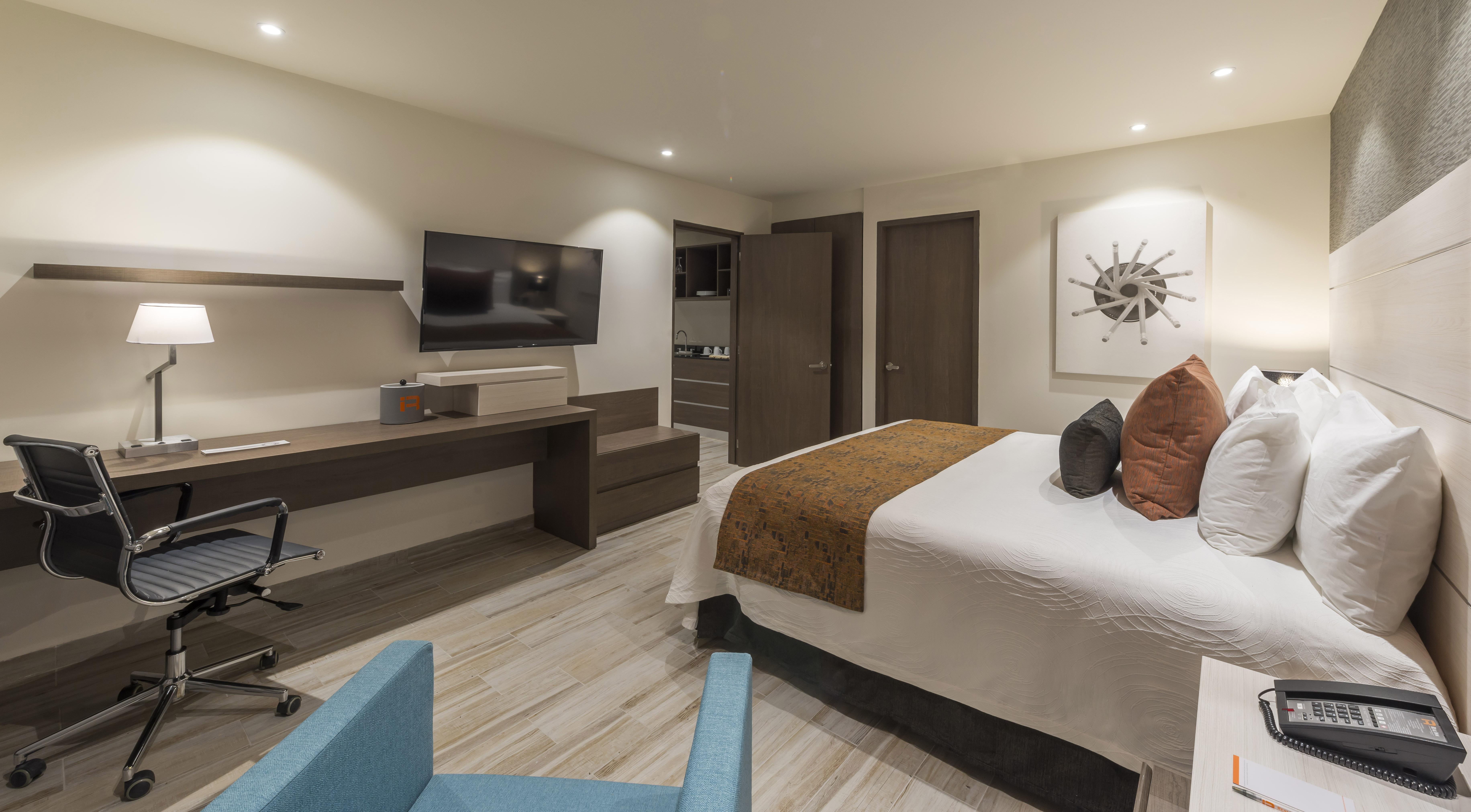 סלאיה Real Inn Celaya מראה חיצוני תמונה