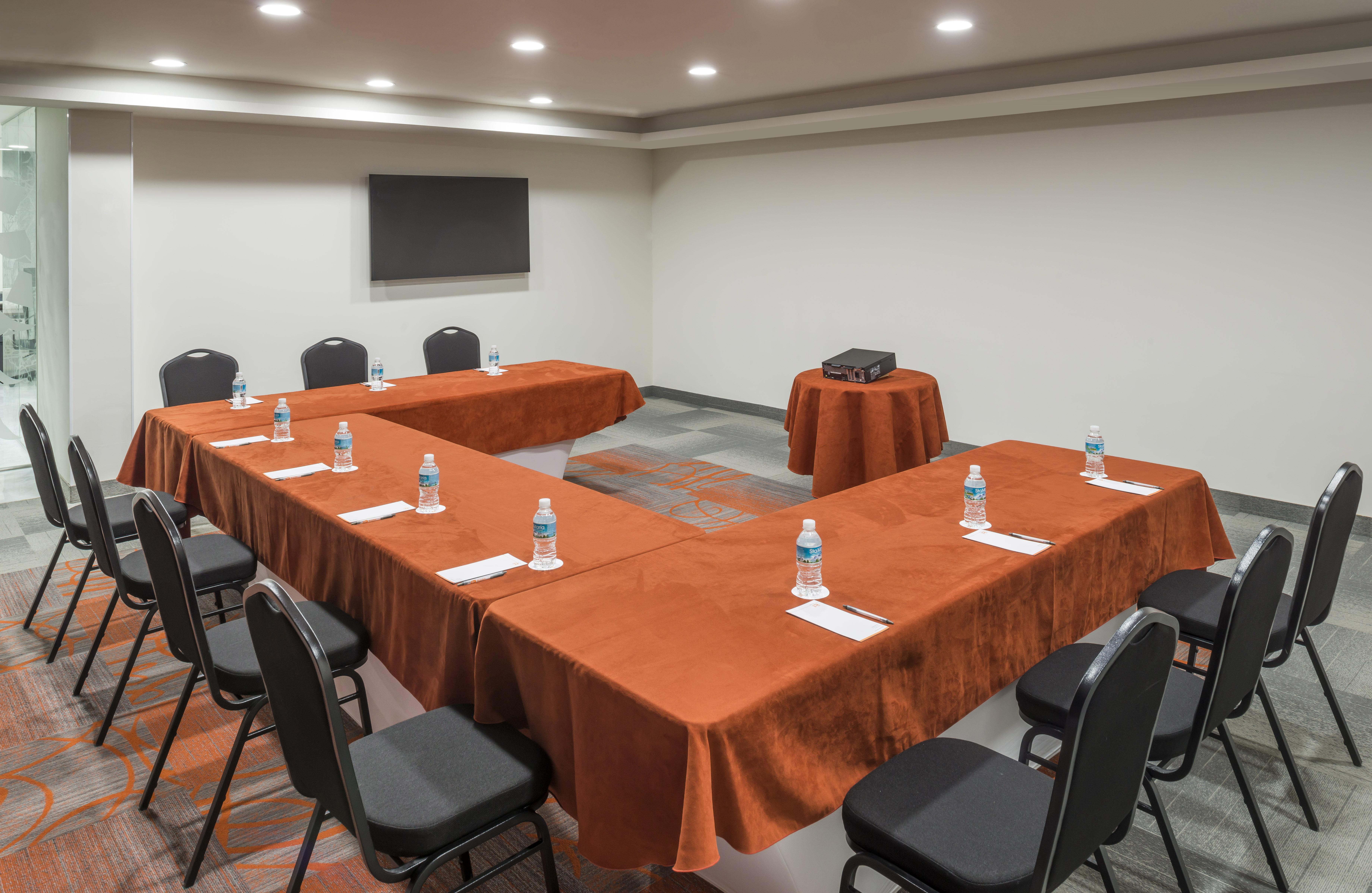 סלאיה Real Inn Celaya מראה חיצוני תמונה